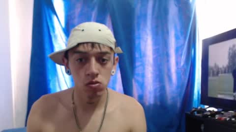 Snapshot of tomas_turbado_ chatting on June 24, 6:40 pm tomas_turbado_ online show from June 24, 6:40 pm