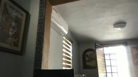 Snapshot of tomascausa chatting on December 2, 7:16 pm Hola online show from December 2, 7:16 pm