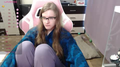 tomato_tease online show from March 24, 12:10 pm