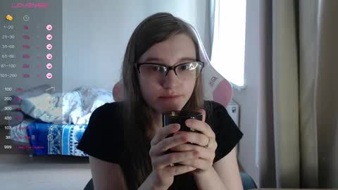 Snapshot of tomato_tease chatting on May 14, 10:44 am tomato_tease online show from May 14, 10:44 am
