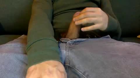 tombi125 online show from December 7, 3:30 pm