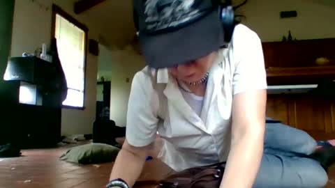 tomboy_titties online show from June 15, 8:22 pm