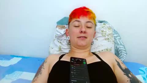 Blue online show from January 8, 7:05 pm