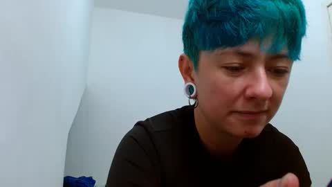 Blue online show from February 14, 4:37 pm