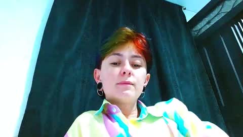 Blue online show from April 19, 1:49 am