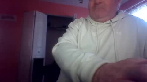 tomcat4848 online show from May 4, 10:17 pm