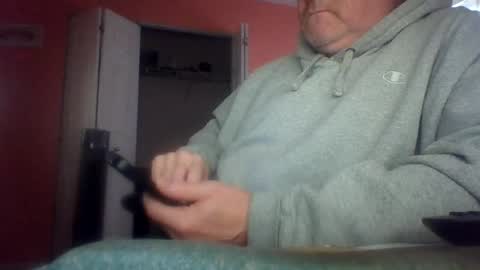 Snapshot of tomcat4848 chatting on June 22, 10:18 pm tomcat4848 online show from June 22, 10:18 pm