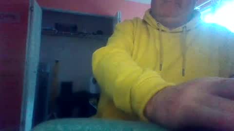 Snapshot of tomcat4848 chatting on July 22, 9:17 pm tomcat4848 online show from July 22, 9:17 pm