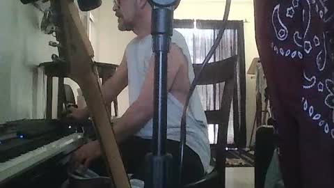 sirmuggsalot online show from July 11, 6:54 pm