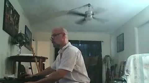 sirmuggsalot online show from July 13, 9:06 pm