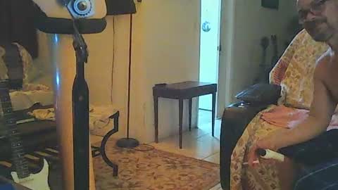sirmuggsalot online show from July 24, 1:03 am
