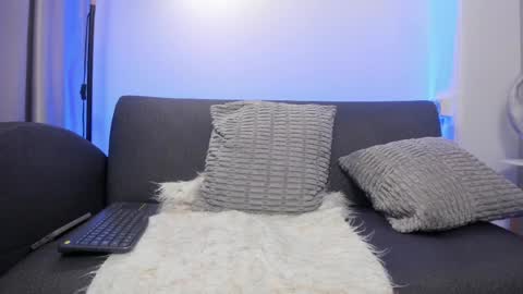 Tomas online show from April 1, 4:46 am