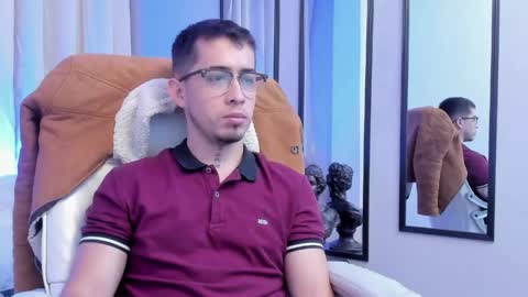 Snapshot of tommas_johnson chatting on April 20, 12:30 pm Tomas online show from April 20, 12:30 pm