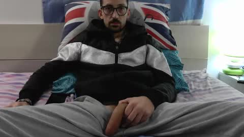 Snapshot of tommaso9046 chatting on February 26, 5:01 pm tommaso9046 online show from February 26, 5:01 pm