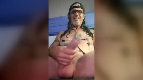Snapshot of tommgunn25 chatting on August 9, 11:04 am tommgunn25 online show from August 9, 11:04 am