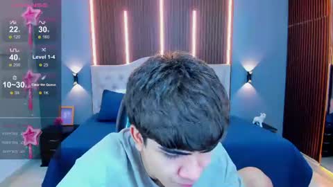 Snapshot of tommy18__ chatting on July 18, 3:22 am Tommy online show from July 18, 3:22 am