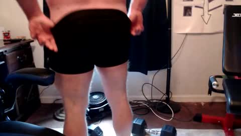 Snapshot of tommy4inch chatting on March 29, 7:47 pm tommy4inch online show from March 29, 7:47 pm