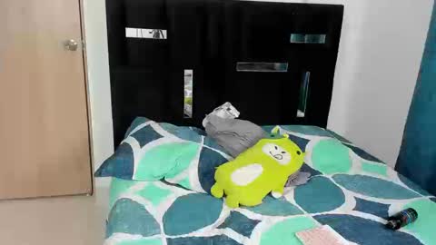   online show from September 26, 10:36 pm