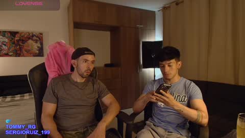 tommy_raym0ndg online show from April 7, 2:01 am