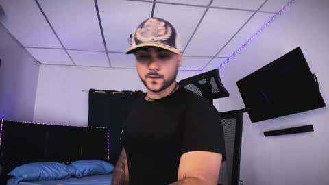 tommy_sccott online show from January 31, 11:47 pm