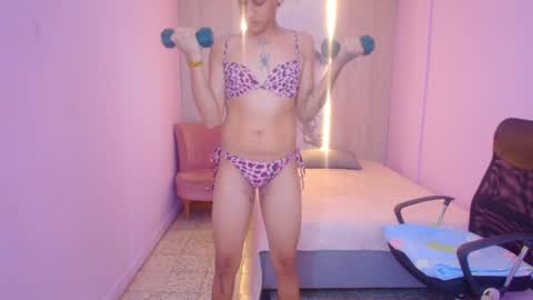 tommy_sweet1 online show from January 30, 3:00 am