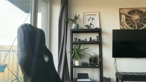 Thomas Fit online show from November 14, 9:41 am