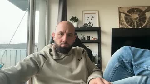 Thomas Fit online show from November 21, 10:58 am