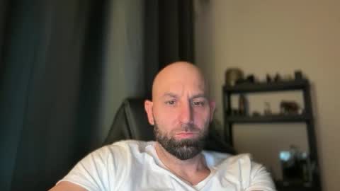 Thomas Fit online show from March 21, 9:51 pm