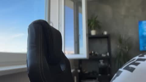 Snapshot of tommyx01 chatting on June 8, 8:48 am Thomas Fit online show from June 8, 8:48 am
