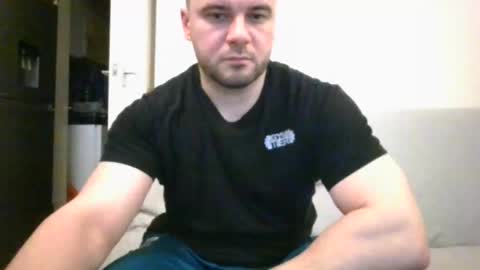 Snapshot of tommyy19901 chatting on February 18, 6:26 pm tommyy19901 online show from February 18, 6:26 pm