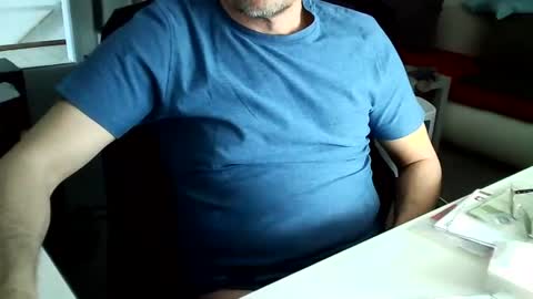 Snapshot of tomtom02029 chatting on February 21, 9:02 am Tom online show from February 21, 9:02 am