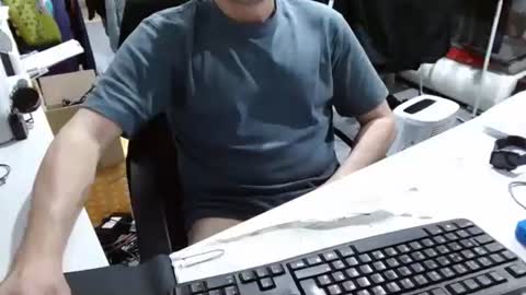 Tom online show from February 17, 5:52 pm