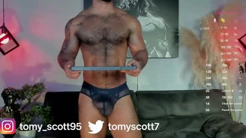 tomy_scott6 online show from April 11, 9:52 pm