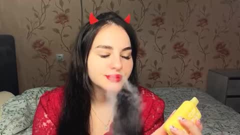 Bella  online show from March 1, 3:25 pm