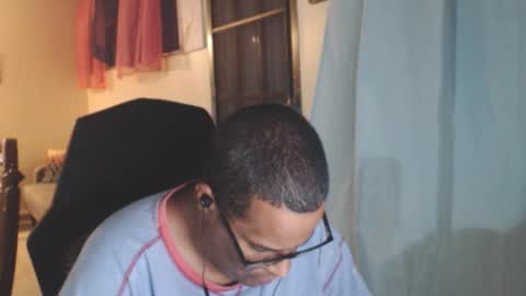 Antonio online show from March 4, 2:06 am