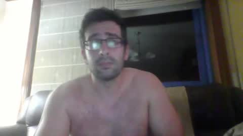 toni640128 online show from October 31, 12:00 am