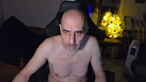 toninspektor online show from December 14, 9:41 pm