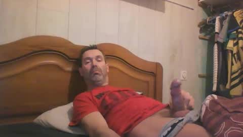 Snapshot of tonio1972 chatting on November 8, 4:12 am tonio1972 online show from November 8, 4:12 am