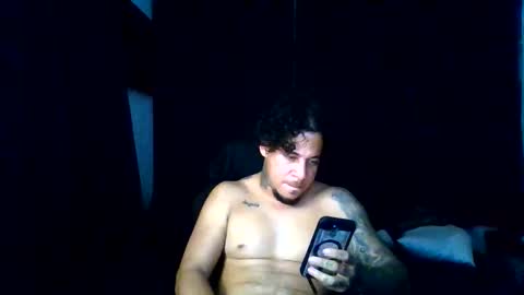 Snapshot of tony19c chatting on May 28, 5:16 am toni online show from May 28, 5:16 am