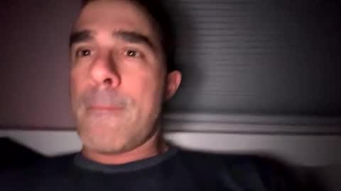 Snapshot of tony336699 chatting on April 25, 6:49 am tony336699 online show from April 25, 6:49 am