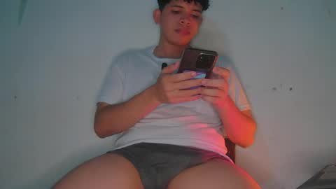 tony_marz online show from May 8, 4:07 am