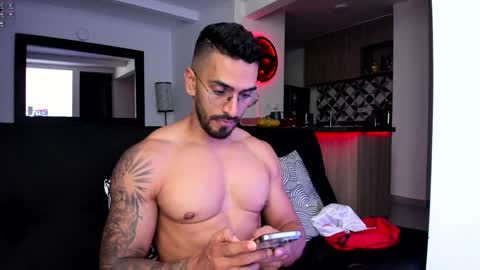 tony muscle1 online show from January 24, 12:52 am