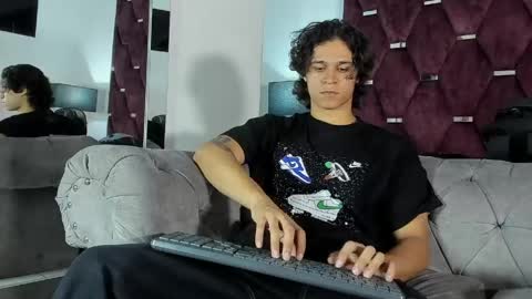 Tony Benedetti online show from April 16, 9:04 pm