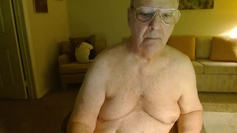 tonysview12000 online show from December 21, 1:13 am