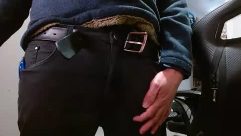 tonytonytony3001 online show from January 25, 8:21 pm