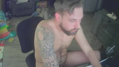 Snapshot of tonytto chatting on December 24, 1:27 am tonytto online show from December 24, 1:27 am