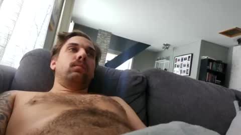 Snapshot of tonytto chatting on February 18, 6:58 pm tonytto online show from February 18, 6:58 pm