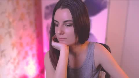 Elizabeth online show from February 26, 5:17 pm