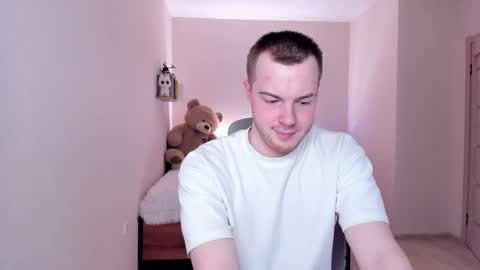 Snapshot of toohornyserj chatting on January 4, 11:27 pm toohornyserj online show from January 4, 11:27 pm