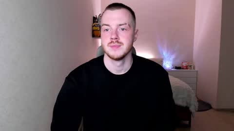 Snapshot of toohornyserj chatting on October 31, 8:43 pm toohornyserj online show from October 31, 8:43 pm